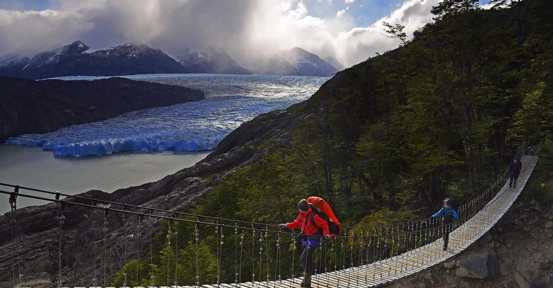 Guided Hiking in Patagonia & Torres Del Paine